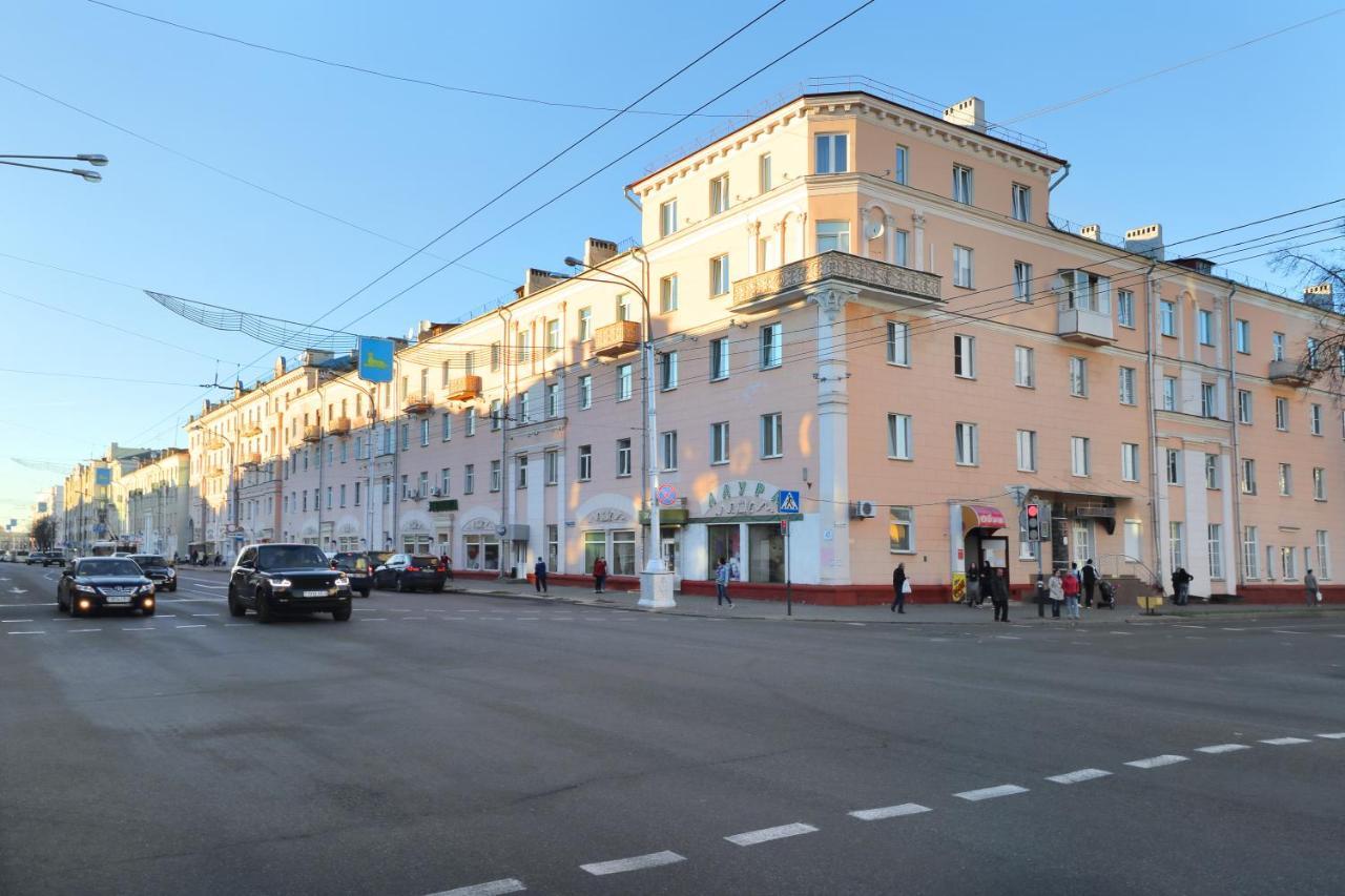 Paulmarie Apartments On Lenina Avenue Gomel Exterior photo
