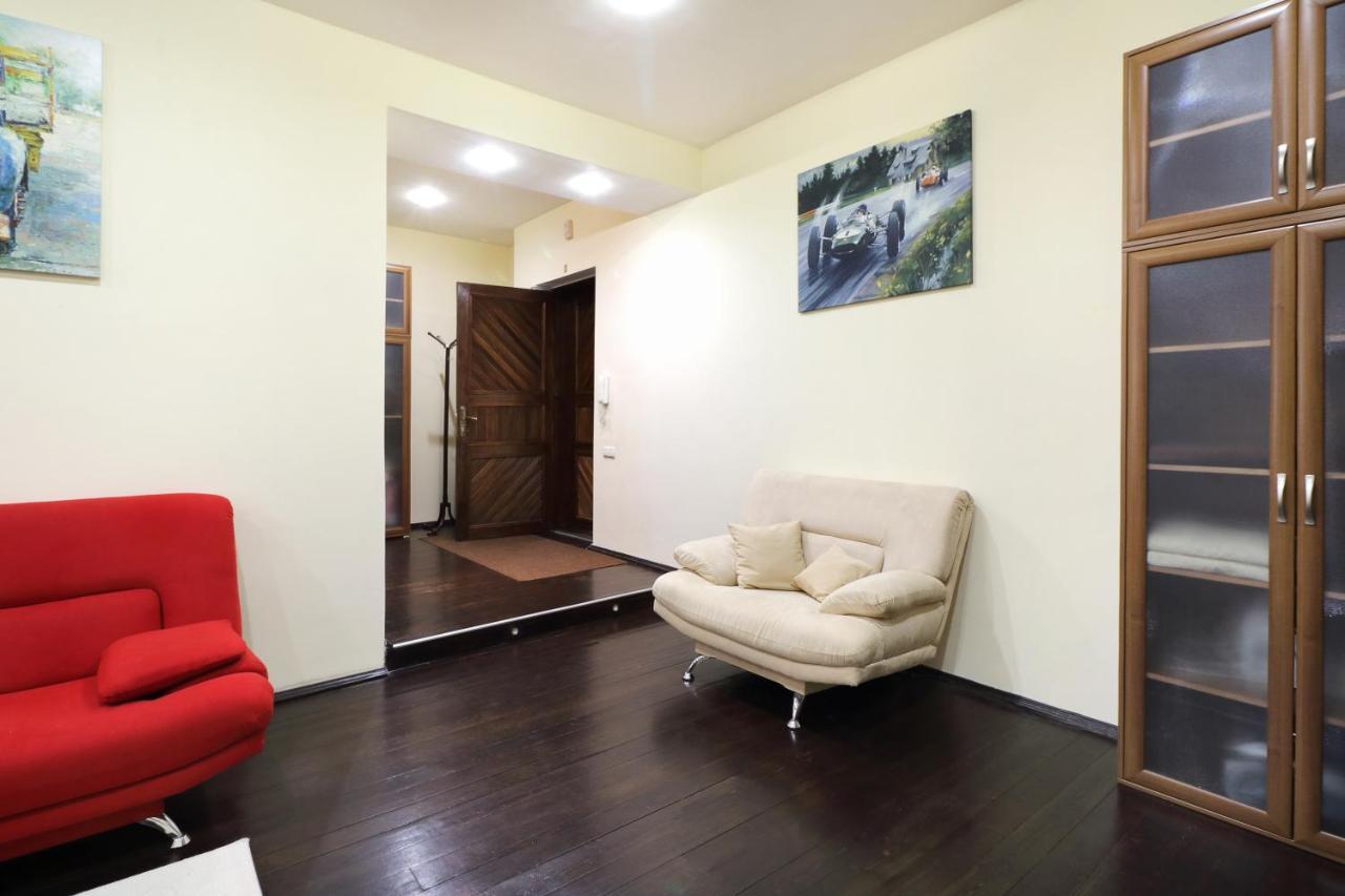 Paulmarie Apartments On Lenina Avenue Gomel Exterior photo